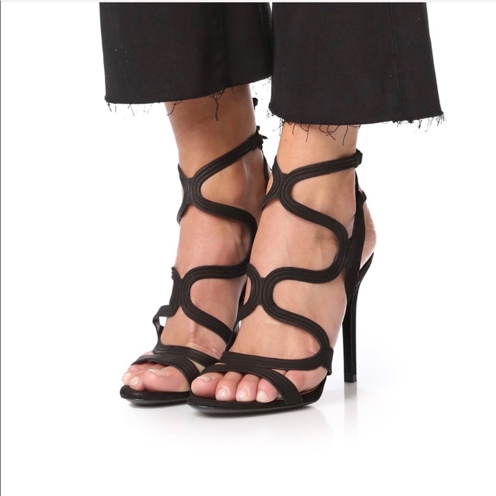 NWOB SCHUTZ Lacie Ankle Strap Sandals Size 6